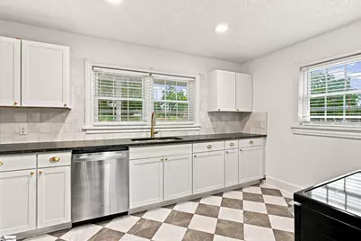 816 Chick Springs Road, Taylors, SC 29687 - Photo 10