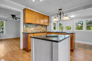 820 Chick Springs Rd, Taylors, SC 29687 - Photo 8