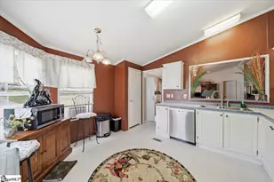 129 Notchwoods Dr, Boiling Springs, SC 29316 - Photo 8