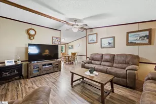 208 Brentwood Cir, Greenville, SC 29605 - Photo 6