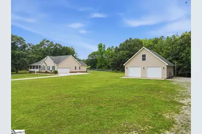 1019 Bannister Road, Starr, SC 29684 - Photo 4