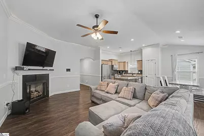 464 Timberwood Drive, Woodruff, SC 29388 - Photo 4