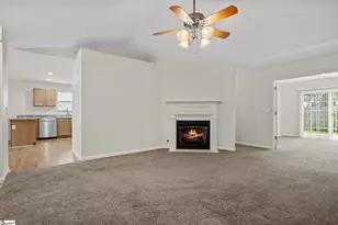 117 Ivy Trellis Ct, Simpsonville, SC 29681 - Photo 2