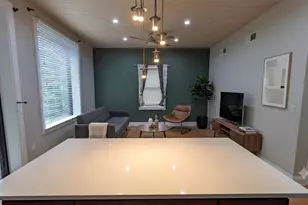 233 N Main St, Greenville, SC 29601 - Photo 6