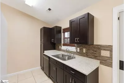 119 E Ridgemont Court, Greenville, SC 29617 - Photo 6