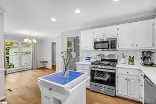 109 Hillsborough Dr, Greenville, SC 29615 - Photo 14