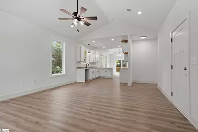 138 Deerfield Drive, Wellford, SC 29385 - Photo 2