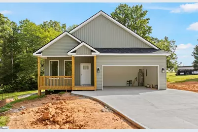 138 Deerfield Drive, Wellford, SC 29385 - Photo 1