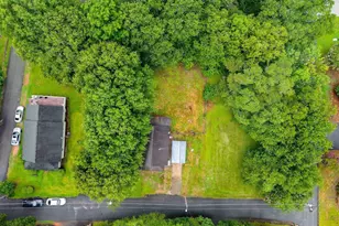 305 Glazner St, Easley, SC 29640 - Photo 22