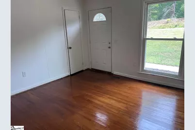 213 Hillcrest Circle, Anderson, SC 29624 - Photo 4