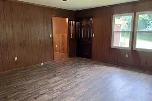 213 Hillcrest Cir, Anderson, SC 29624 - Photo 12