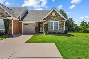 340 Amelia Springs Ln, Moore, SC 29369 - Photo 2