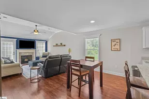 340 Amelia Springs Ln, Moore, SC 29369 - Photo 6