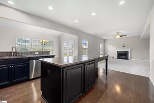 341 Buckleberry Rd, Greer, SC 29651 - Photo 14