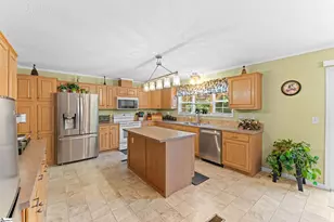 205 Diwa Dr, Easley, SC 29640 - Photo 10