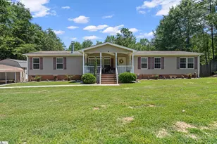 205 Diwa Dr, Easley, SC 29640 - Photo 2