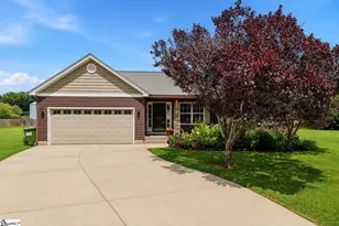 8 Gladwin Ct, Greer, SC 29651 - Photo 2