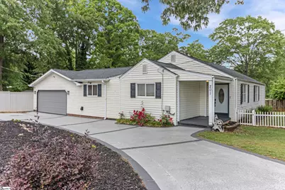 201 S Pliney Circle, Simpsonville, SC 29681 - Photo 2