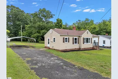 714 Holmes Street, Gaffney, SC 29341 - Photo 2