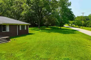 3961 Forrester Rd, Greer, SC 29651 - Photo 6