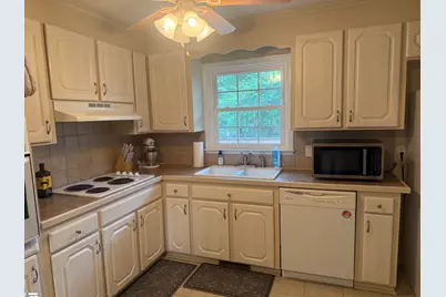 16 Ellesmere Drive, Greenville, SC 29615 - Photo 6