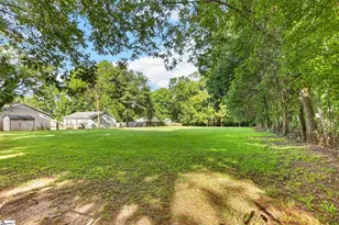 206 Harvey Rd, Greer, SC 29651 - Photo 8