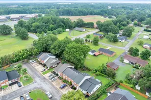 404 W Townes Ct, Spartanburg, SC 29301 - Photo 30