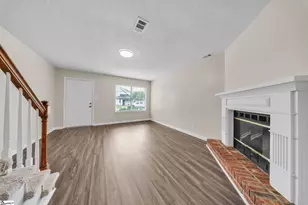 404 W Townes Ct, Spartanburg, SC 29301 - Photo 4