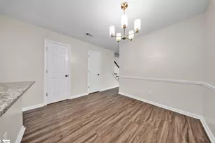 404 W Townes Ct, Spartanburg, SC 29301 - Photo 8