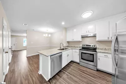 404 W Townes Court, Spartanburg, SC 29301 - Photo 14