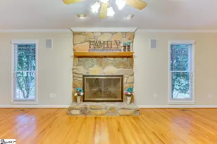 403 Primrose Ct, Easley, SC 29642 - Photo 14