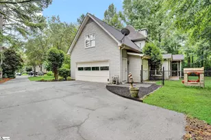 403 Primrose Ct, Easley, SC 29642 - Photo 38