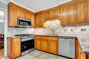 403 Primrose Ct, Easley, SC 29642 - Photo 4