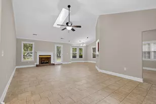 207 Baldwin Pines Ct, Simpsonville, SC 29680 - Photo 2