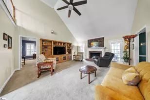 103 E Hypericum Ln, Greenville, SC 29615 - Photo 4