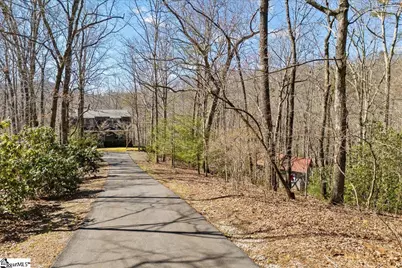 512 Doe Run, Pickens, SC 29671 - Photo 2