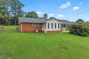 1303 Springfield Rd, Boiling Springs, SC 29316 - Photo 34