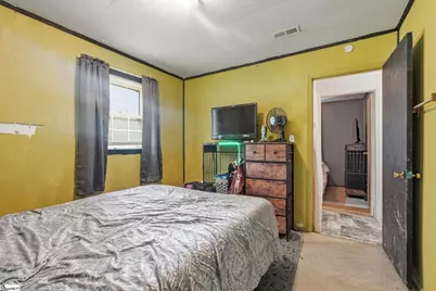 304 Stuart Street, Laurens, SC 29360 - Photo 14