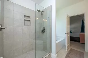 307 Barnhill Ct, Greenville, SC 29617 - Photo 18