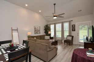 113 Rosecroft Dr, Easley, SC 29642 - Photo 16