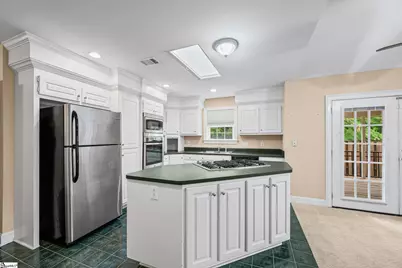 1016 Bradford Place, Greenville, SC 29615 - Photo 4