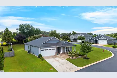 2 Yorkmont Way, Greer, SC 29651 - Photo 4
