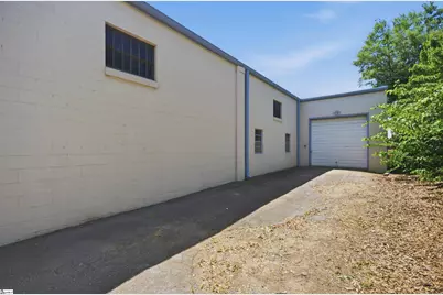 302 W Washington Street, Greenville, SC 29601 - Photo 10