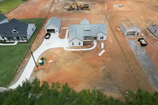 32 Quail Rd, Gray Court, SC 29645 - Photo 1