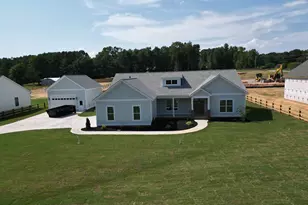 32 Quail Rd, Gray Court, SC 29645 - Photo 1