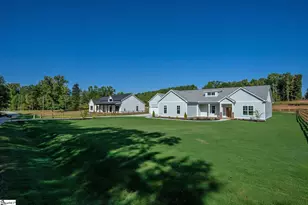 32 Quail Rd, Gray Court, SC 29645 - Photo 4