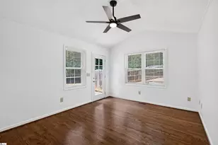 8 Wedgewater Ct, Greenville, SC 29609 - Photo 14