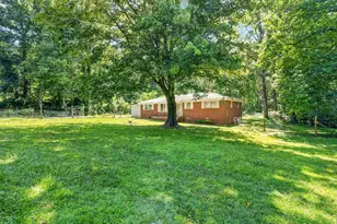 604 Belue Mill Rd, Landrum, SC 29356 - Photo 2
