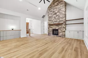548 Verdae Dr, Spartanburg, SC 29301 - Photo 10