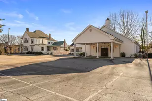 208 S Main St, Abbeville, SC 29620 - Photo 4